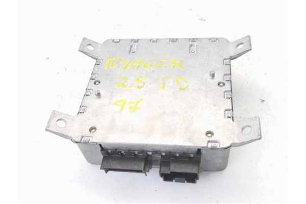 Recambio de centralita para chrysler voyager gs 2.5 td referencia OEM IAM 4686256 285001093 
