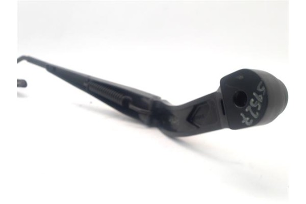 Recambio de brazo limpiaparabrisas delantero derecho para land rover discovery sport 2.0 basis fwd referencia OEM IAM LR064426  