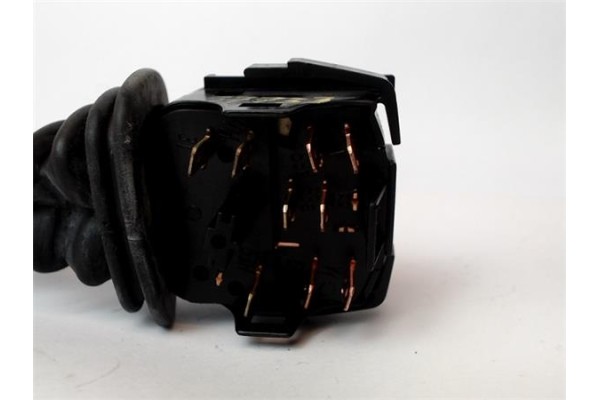 Recambio de mando limpiaparabrisas para opel agila 1.2 básico referencia OEM IAM 090413243501536  