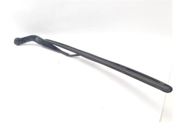 Recambio de brazo limpiaparabrisas delantero izquierdo para land rover discovery sport 2.0 basis fwd referencia OEM IAM LR082684
