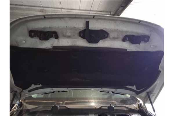 Recambio de capo para land rover discovery sport 2.0 basis fwd referencia OEM IAM LR061279  
