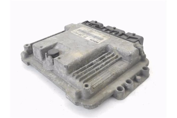 Recambio de centralita para opel movano furgón (f9) 2.5 dti referencia OEM IAM 8200311550 0281011432 