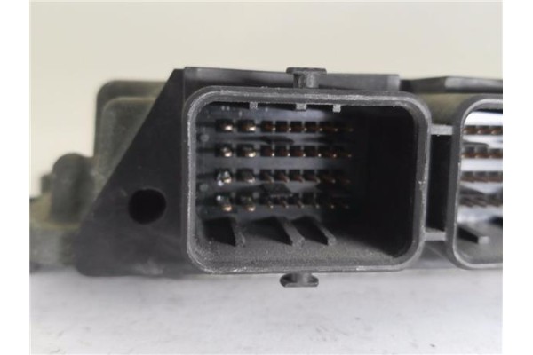 Recambio de centralita para opel movano furgón (f9) 2.5 dti referencia OEM IAM 8200311550 0281011432 