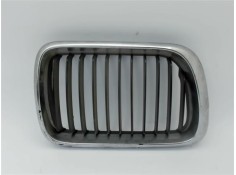 Recambio de rejilla capo para bmw serie 3 berlina (e36) referencia OEM IAM 51138185802 51138195094 