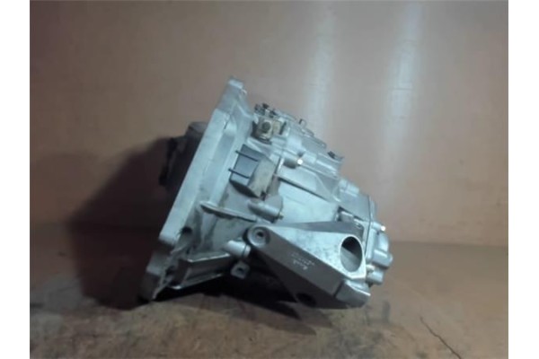 Recambio de caja cambios manual para saab 9-3 berlina 2.2 tid referencia OEM IAM FM57503 S6801T54572 