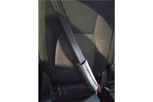 Recambio de cinturon seguridad trasero derecho para land rover discovery sport 2.0 basis fwd referencia OEM IAM LR061319  