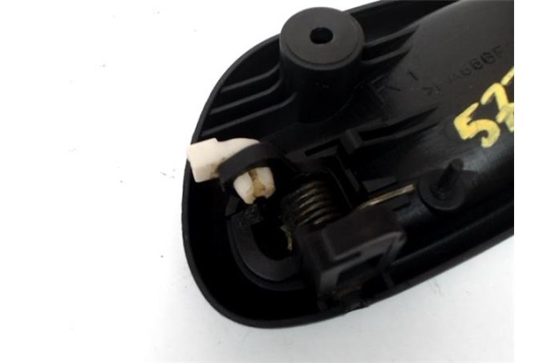 Recambio de manilla int. puerta delantero derecha para opel agila 1.2 básico referencia OEM IAM 4706319  