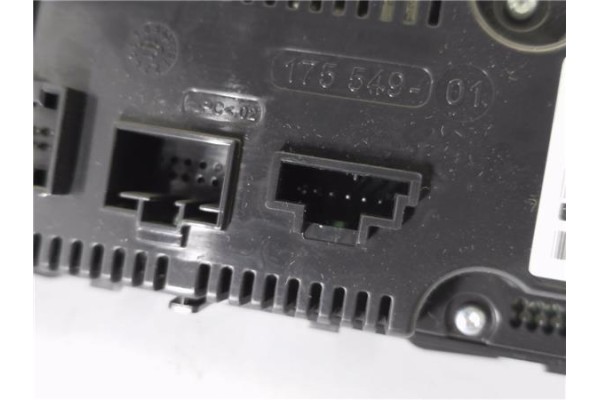 Recambio de mandos climatizador para mercedes-benz clase b (bm 246) 1.8 b 200 cdi (246.201) referencia OEM IAM A2469003616  
