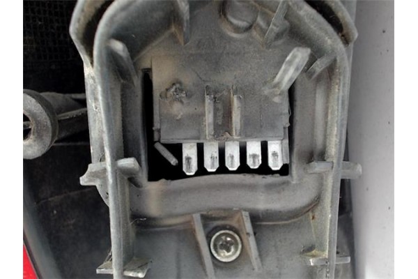 Recambio de piloto trasero derecho para opel corsa c 1.4 comfort referencia OEM IAM 09114337 89302181 