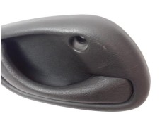 Recambio de manilla int. puerta trasero derecha para opel agila 1.2 básico referencia OEM IAM 4706321  