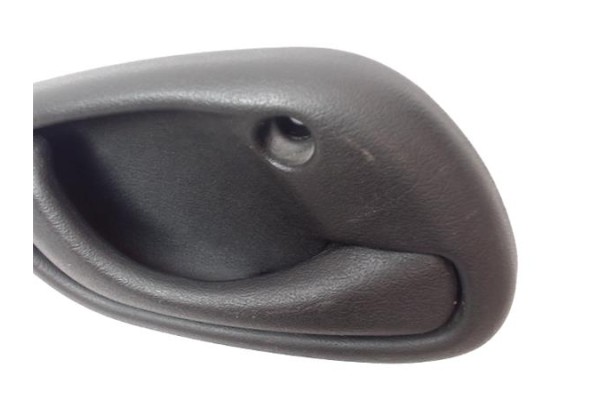 Recambio de manilla int. puerta trasero derecha para opel agila 1.2 básico referencia OEM IAM 4706321  