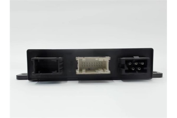 Recambio de centralita para bmw serie 1 berlina (e81/e87) referencia OEM IAM 61358376070 5DK00735811 
