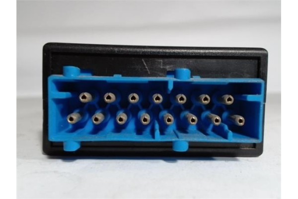 Recambio de caja reles para bmw serie 3 berlina (e36) 1.7 318tds se referencia OEM IAM 61358359031 05012110 