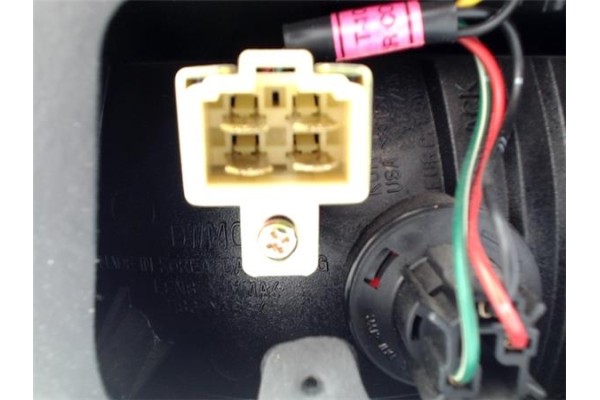 Recambio de piloto trasero izquierdo para daewoo lanos 1.5 coupe plus referencia OEM IAM 9F05N  