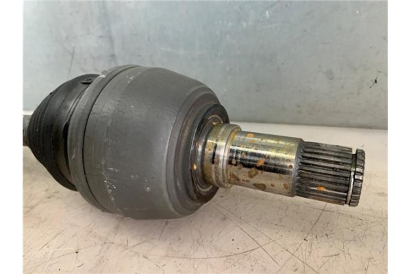 Recambio de palier delantero izquierdo para mercedes-benz clase b (bm 246) 1.8 b 200 cdi (246.201) referencia OEM IAM A246330160