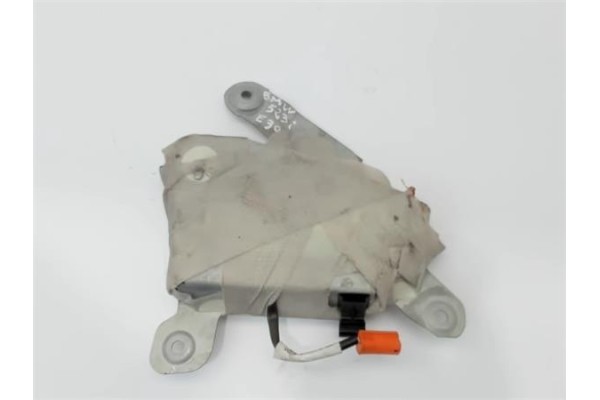 Recambio de airbag lateral delantero izquierdo para bmw serie 5 berlina (e39) 2.5 523i referencia OEM IAM 30826833102A 99B076EA0