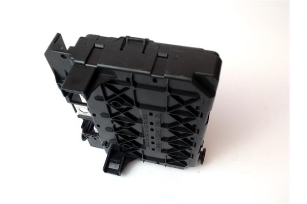 Recambio de caja fusibles/rele para citroen c5 berlina 2.0 hdi referencia OEM IAM T118470003G  