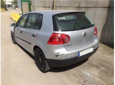 volkswagen golf v berlina (1k1)(2003) del año 