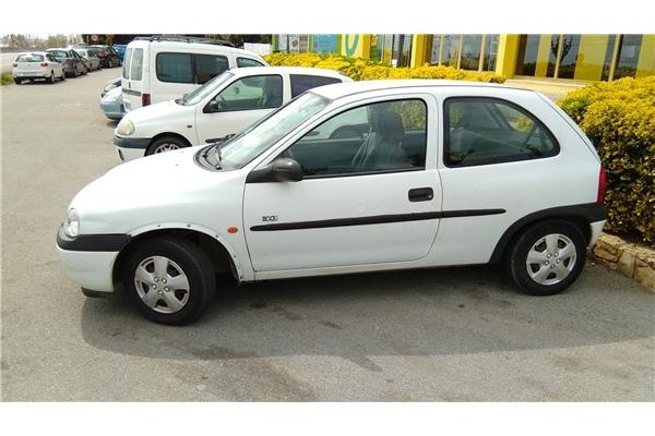 opel corsa b del año 1998