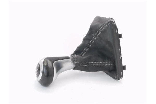 Recambio de pomo palanca cambio para mercedes-benz clase b (bm 246) 1.8 b 200 cdi (246.201) referencia OEM IAM A24636415109E38 A