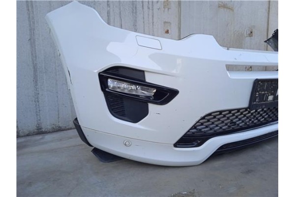 Recambio de paragolpes delantero para land rover discovery sport 2.0 basis fwd referencia OEM IAM LR077241  