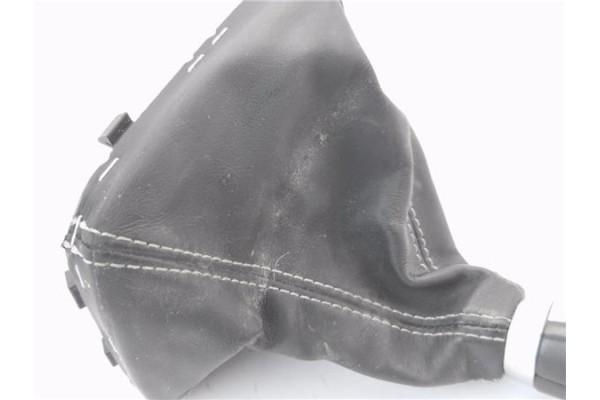 Recambio de pomo palanca cambio para mercedes-benz clase b (bm 246) 1.8 b 200 cdi (246.201) referencia OEM IAM A24636415109E38 A
