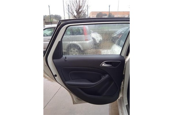Recambio de puerta trasero izquierda para mercedes-benz clase b (bm 246) 1.8 b 200 cdi (246.201) referencia OEM IAM A2467300105 