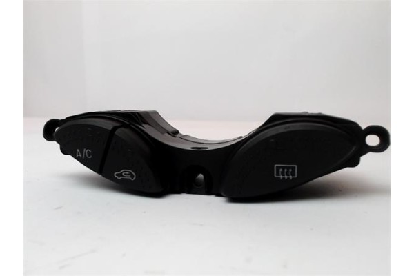 Recambio de mandos calefaccion / a.a. para ford focus (daw, dbw) 1.8 turbo di / tddi referencia OEM IAM YS4T19A945BA  