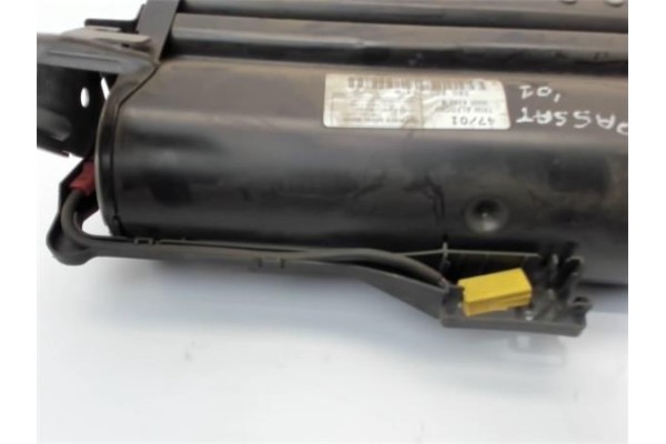 Recambio de airbag lateral delantero derecho para volkswagen passat berlina (3c2) referencia OEM IAM 3B0880204A  