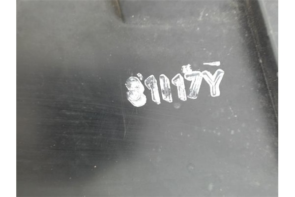 Recambio de piloto trasero derecho para hyundai lantra berlina (rd) 2.0 gls referencia OEM IAM 81I17Y  