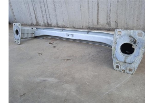 Recambio de refuerzo paragolpes para land rover discovery sport 2.0 basis fwd referencia OEM IAM LR059013  