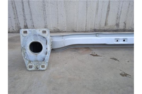 Recambio de refuerzo paragolpes para land rover discovery sport 2.0 basis fwd referencia OEM IAM LR059013  