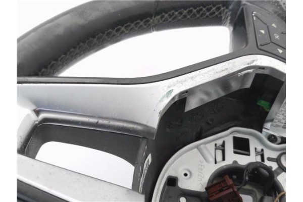 Recambio de volante para mercedes-benz clase b (bm 246) 1.8 b 200 cdi (246.201) referencia OEM IAM A09946035189E38  