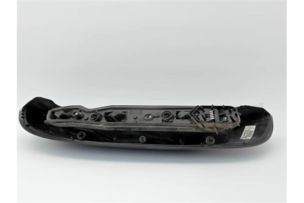 Recambio de piloto trasero derecho para opel corsa c referencia OEM IAM 24457236 89307501 