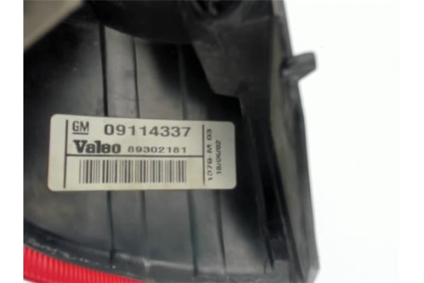 Recambio de piloto trasero derecho para opel corsa c referencia OEM IAM 09114337  