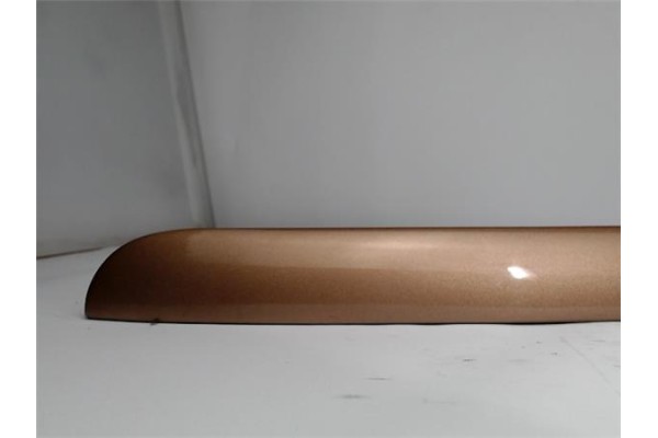 Recambio de moldura porton trasero para audi a3 (8l) 1.9 tdi ambiente referencia OEM IAM   