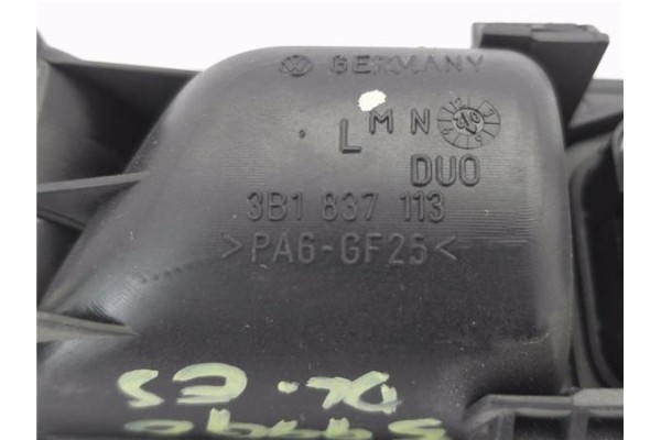 Recambio de manilla int. puerta delantero izquierda para volkswagen passat variant (3b6) 1.9 básico referencia OEM IAM 3B1837113