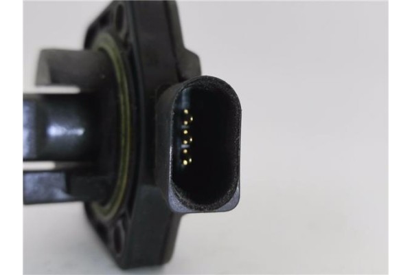 Recambio de sensor nivel aceite para volkswagen polo v (6r1) 1.4 advance referencia OEM IAM 1J0907660C  