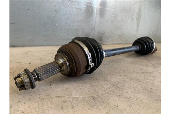 Recambio de palier delantero izquierdo para nissan micra (k12e) 1.2 16v referencia OEM IAM 39101AY100  