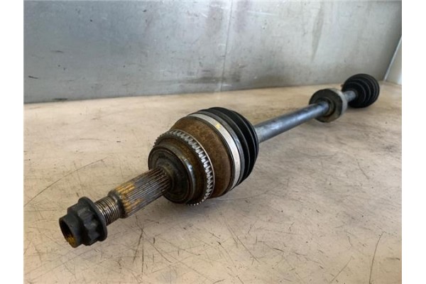 Recambio de palier delantero derecho para toyota corolla verso (r1) 1.8 sol referencia OEM IAM 434100F010  