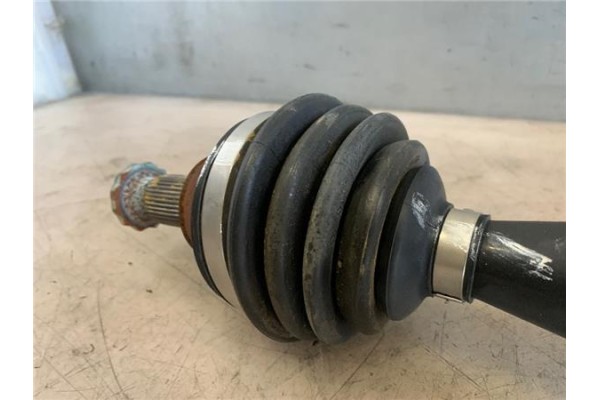Recambio de palier delantero derecho para seat ibiza berlina (6j5) 1.4 referencia OEM IAM 6R0407762  