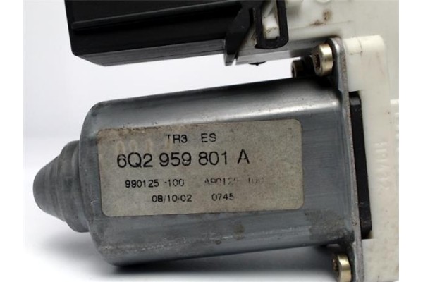 Recambio de motor elevalunas delantero derecho para seat ibiza (6l1) 1.9 sdi referencia OEM IAM 6L3837756Q 4917268 