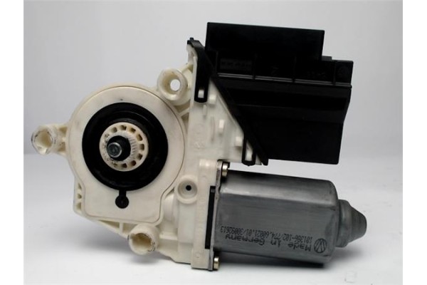 Recambio de motor elevalunas delantero derecho para seat ibiza (6l1) 1.9 sdi referencia OEM IAM 6L3837756Q 4917268 
