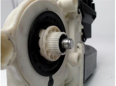 Recambio de motor elevalunas delantero derecho para seat ibiza (6l1) 1.9 sdi referencia OEM IAM 6L3837756Q 4917268 