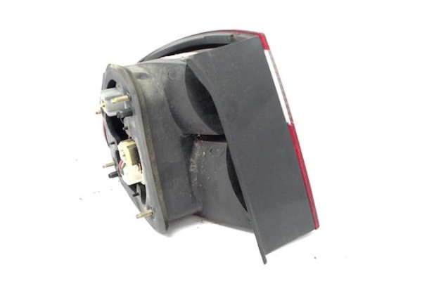 Recambio de piloto trasero derecho para daewoo lanos 1.4 se referencia OEM IAM   