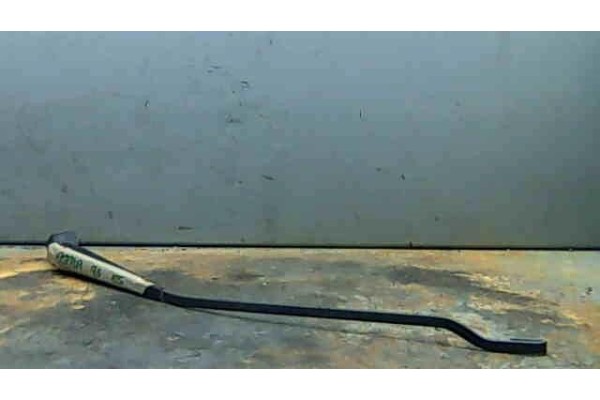 Recambio de brazo limpiaparabrisas delantero para opel astra f berlina 1.6 i 16v referencia OEM IAM 90341907  