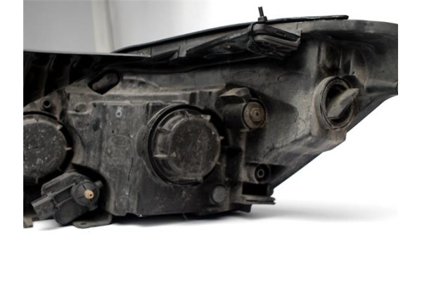 Recambio de faro delantero dcho para kia cee´d 1.6 crdi 115 referencia OEM IAM   