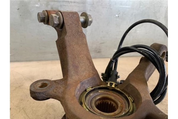 Recambio de mangueta delantero derecha para nissan micra (k12e) 1.2 16v referencia OEM IAM 40014AX600  