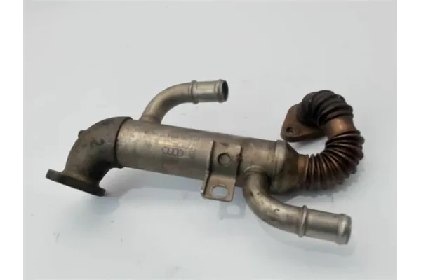 Recambio de tubo entrada valvula egr para volkswagen polo iv (9n3) referencia OEM IAM 045131513L  