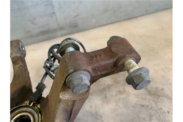 Recambio de mangueta delantero izquierda para nissan micra (k12e) 1.2 16v referencia OEM IAM 40015AX600  